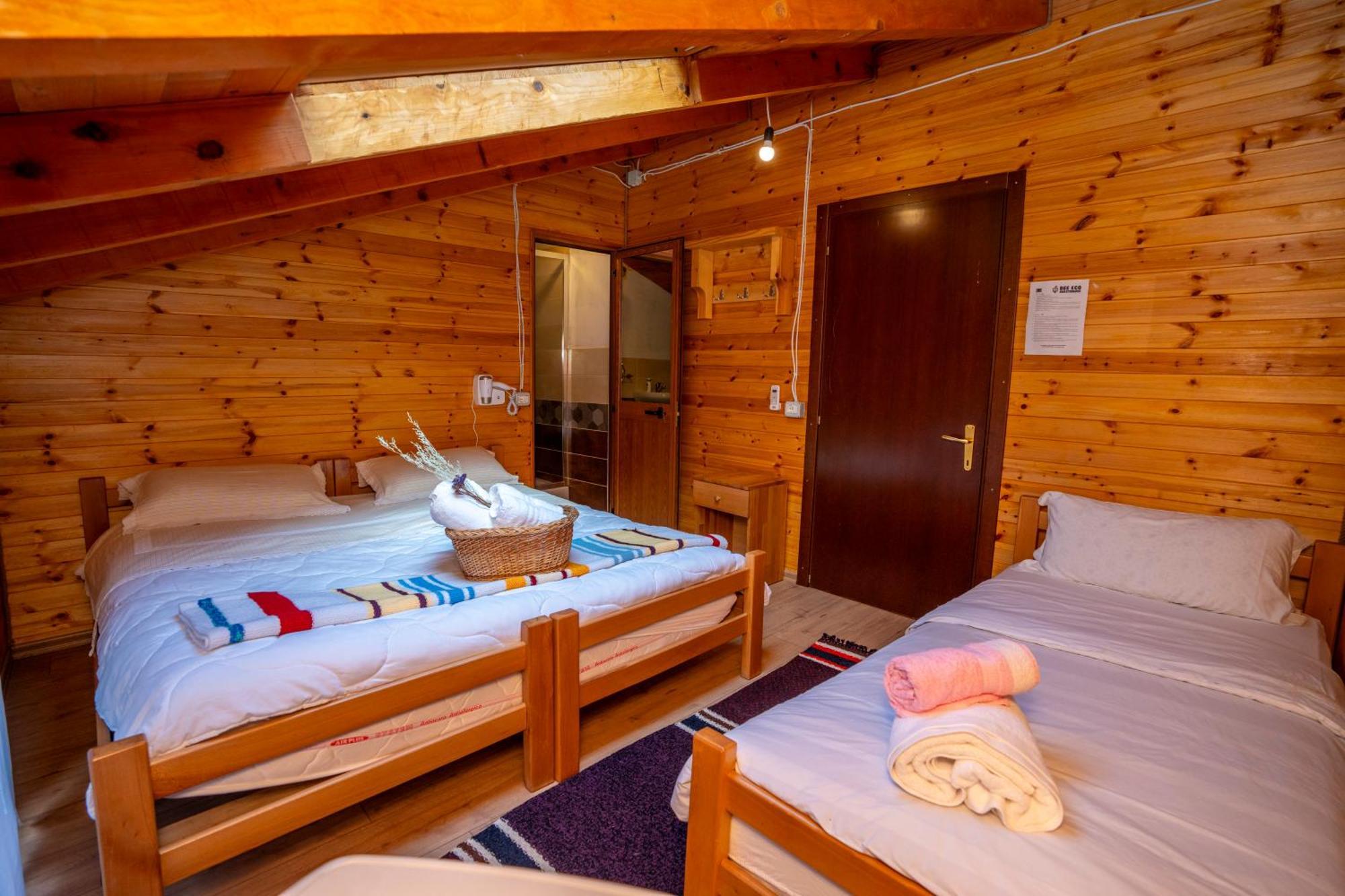Bee Eco Guest House Moll' e Shoshit Exterior foto