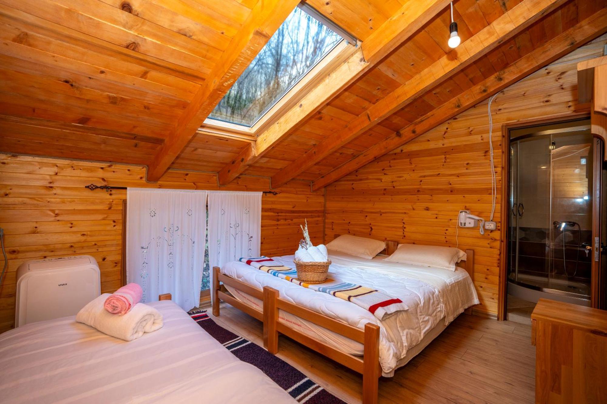 Bee Eco Guest House Moll' e Shoshit Exterior foto